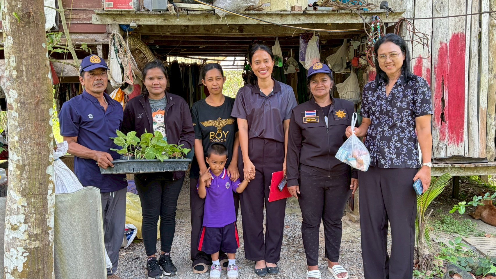 พช.จุฬาภรณ์ : ขับเคลื่อนกิจกรรมส่งเสริมครัวเรือนมีรายได้น้อย น้อมนำหลักปรัชญาเศรษฐกิจพอเพียงสู่การดำเนินชีวิต